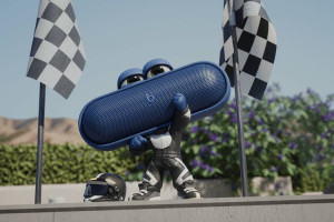 Beats Pill выпустили в новых цветах Navy Blue и Blush Pink