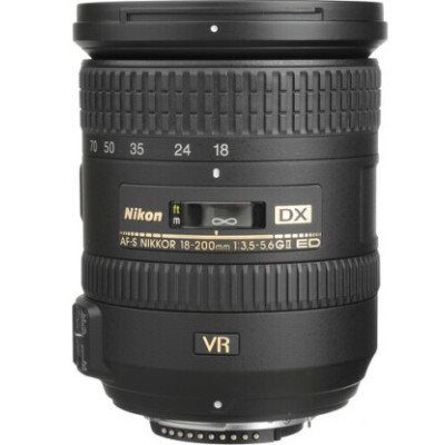 Nikon AF-S DX Nikkor 18-200mm f/3.5-5.6G ED VR II