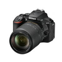 Nikon D5600 kit (18-140mm VR)